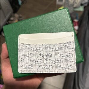 COPY - WHITE GOYARD CARD HOLDER